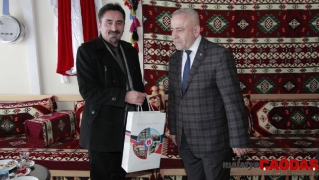 Rektör Pakiş, gazetecilerle bir araya geldi