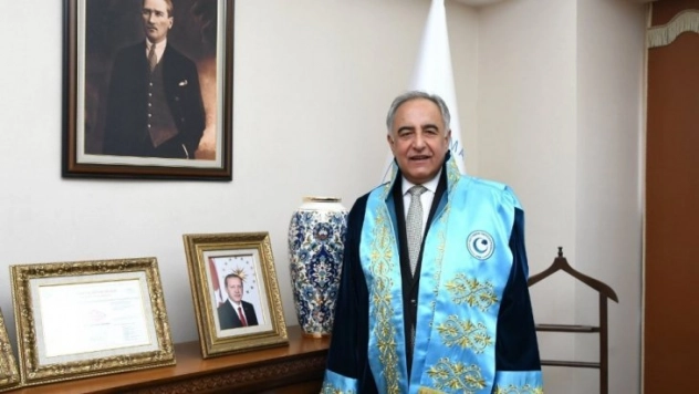 Rektör Turgut'tan Gaziler Günü mesajı