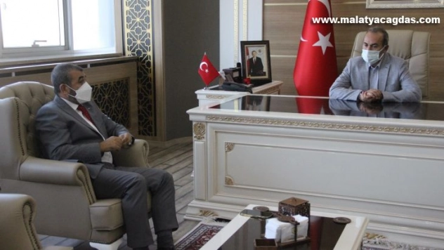 Rektör Yıldız: 'Bizim gönlümüzden geçen yüz yüze eğitimin başlaması'