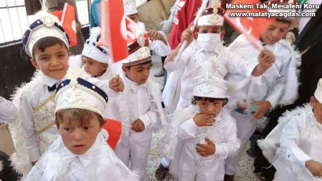 Resulayn'da 305 çocuk sünnet edildi