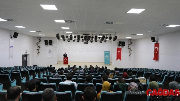 Reyhanlı'da eğitmenlere Türkçe öğretimi programı düzenlendi