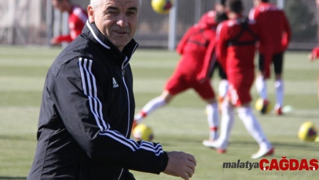 Rıza Çalımbay: '6 tane final maçımız var'