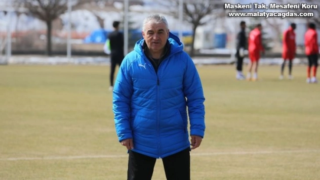 Rıza Çalımbay: 'Hatayspor'dan çekinmiyoruz'
