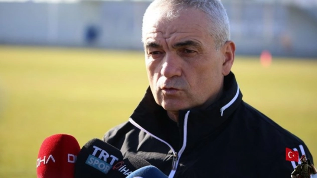 Rıza Çalımbay: 'Maç saatinin değişmesine gerek yok'