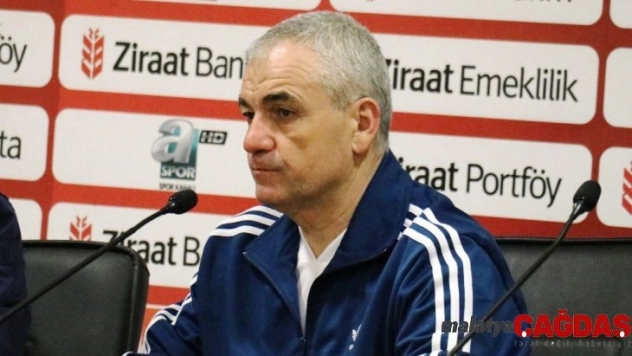 Rıza Çalımbay: 'Mağlubiyet iyi değil ama önemli olan tur atlamaktı'