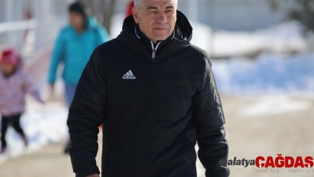 Rıza Çalımbay: 'Transferler bugün geliyor'