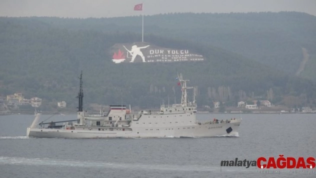 Rus istihbarat gemisi Çanakkale Boğazı'ndan geçti