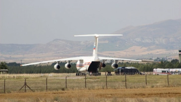 S-400 teslimatında 16'ncı uçak Ankara ya indi