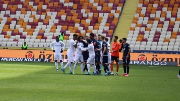 Sadık Çiftpınar Süresiz Kadro Dışı