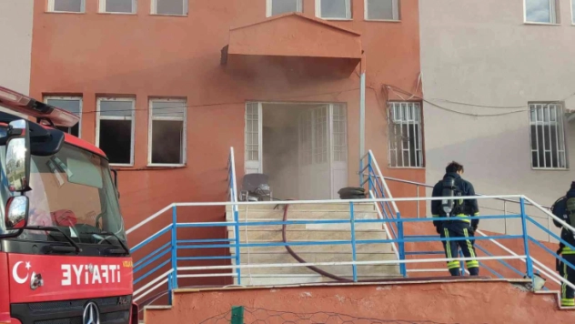 Sağlık ocağının deposunda yangın