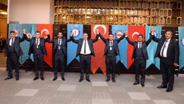 Sağlık-Sen Gaziantep Şubesi'nde Başkan Arayıcı güven tazeledi