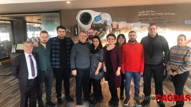 Sahada çalışan gazeteciler bir araya geldi