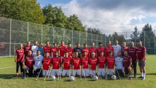 Şahinbey Ampute'nin milli gururu