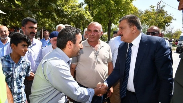 Şahnahan'daki 60 kilometrelik alt yapı yatırımda sona doğru