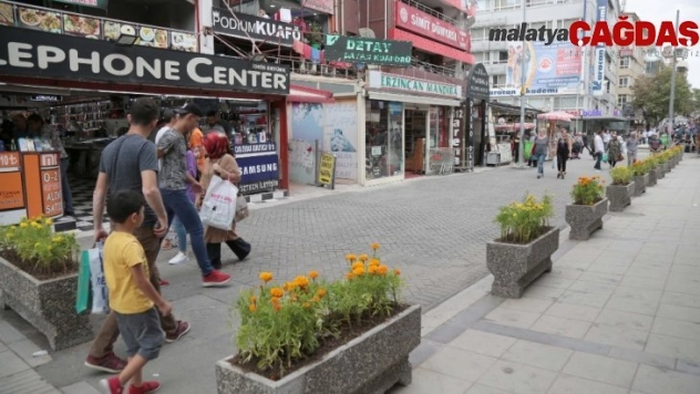 Sakarya Caddesi yenileme çalışmasında sona gelindi