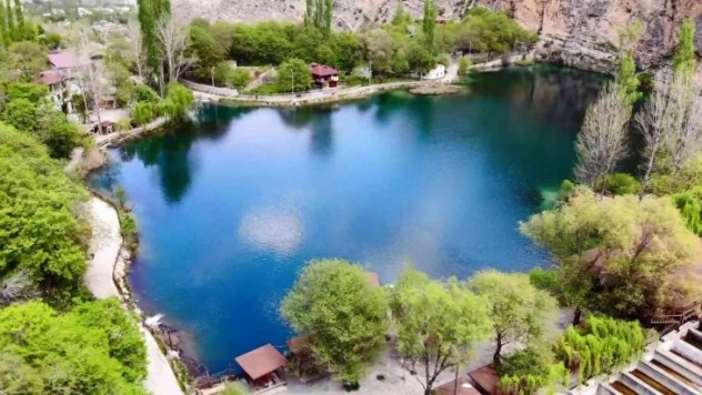 Saklı Cennet 'Yedigöller'de mest eden manzara