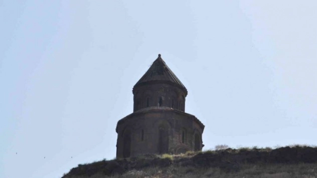 Saklı kent Ani görenleri büyülüyor