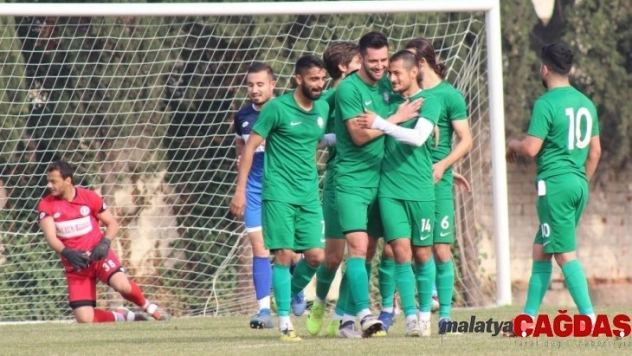Salihli Belediyespor, ikinci devreye 3 puanla başlamak istiyor