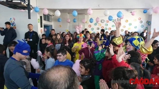 Salihlili Beşiktaşlılardan engellileri mutlu eden etkinlik