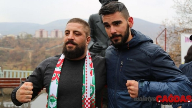 Şampiyon Camkıran memleketi Tunceli'de sevgiyle karşılandı