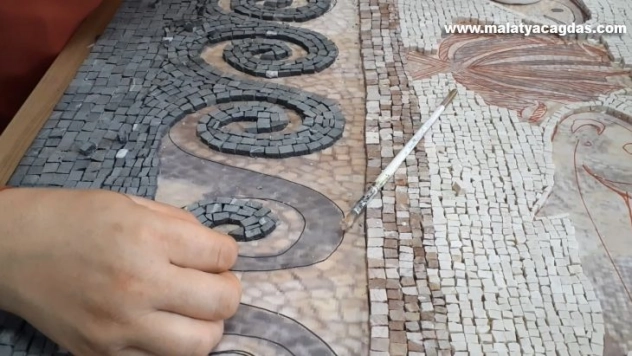 Samsat'ta tarih mozaiklerle yeniden canlanıyor