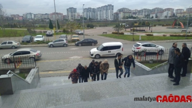 Samsun'da 6,5 kilo kubar esrar ele geçirildi: 6 gözaltı