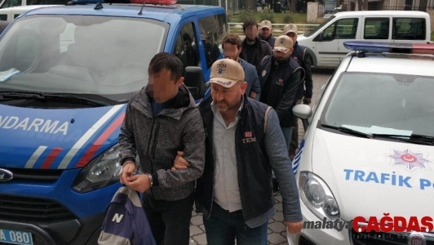 Samsun'da FETÖ operasyonunda 3 kişi adliyede