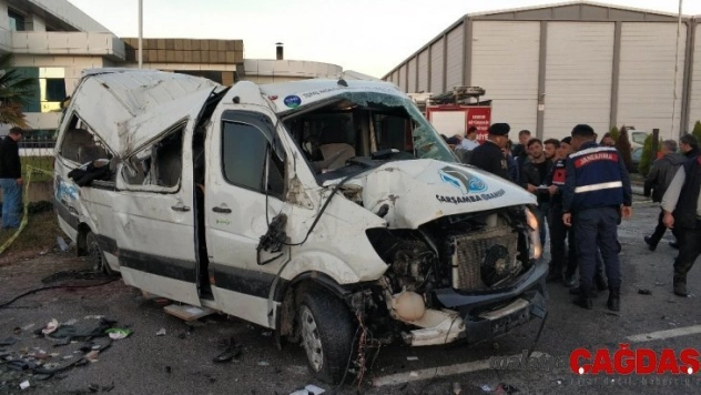 Samsun'da öğrenci servisi kaza yaptı: 1 ölü
