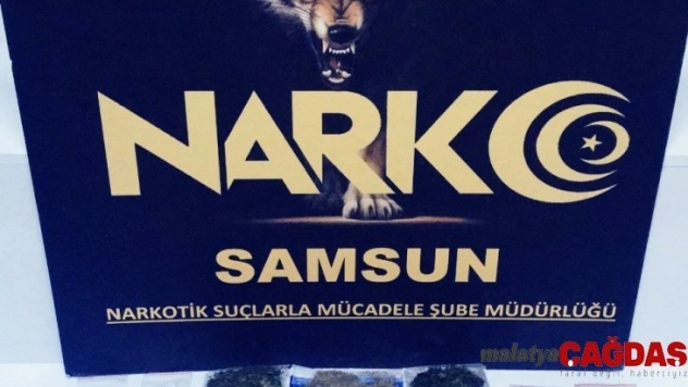 Samsun'da sokak satıcılarına operasyon: 4 gözaltı