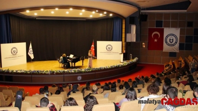 Şan konseri dinleyicilerin beğenisini topladı