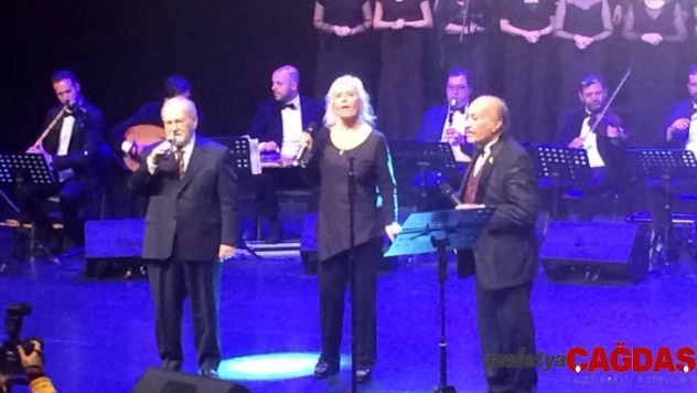 Sanat müziğinin 3 dev ismi Büyükçekmece'de biri araya geldi