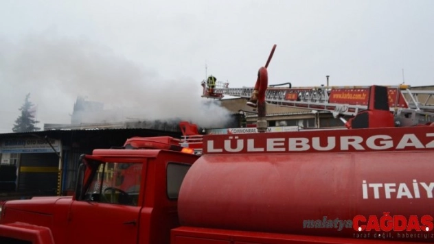 Sanayide korkutan yangın