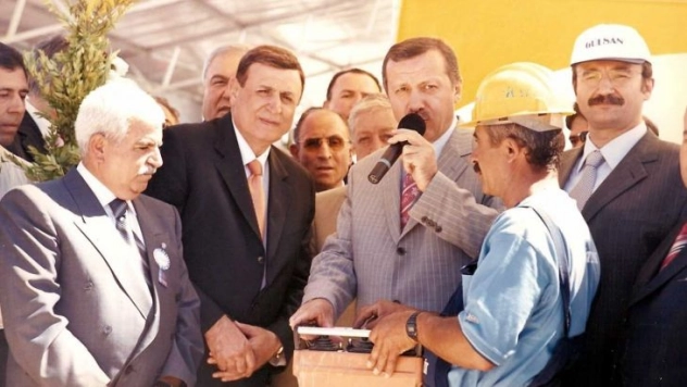 Sanayinin efsanelerinden Naci Topçuoğlu anlıyor