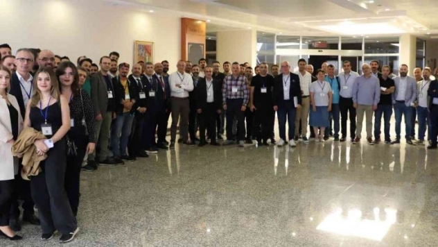 SANKO'da 'Adolesan İdiopatik Skolyoz'' kursu