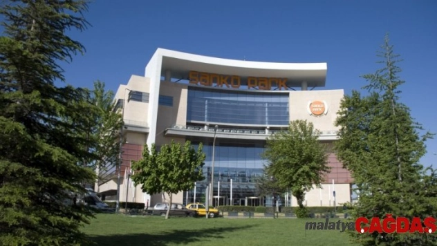 SANKO Park'ta Hint el sanatları, İran halısı