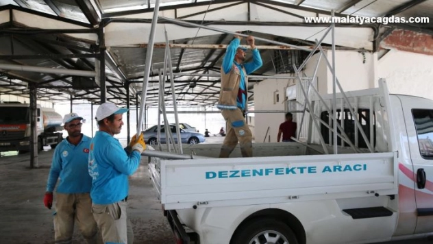 Şanlıurfa'da ibadethaneler bayrama hazır