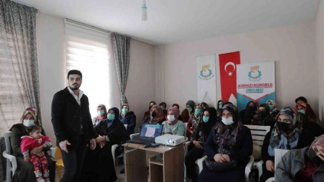 Şanlıurfa'da kadınlara yönelik sağlık semineri verildi