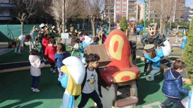 Şanlıurfa'da minik misafirler oyuncak müzesini gezdi