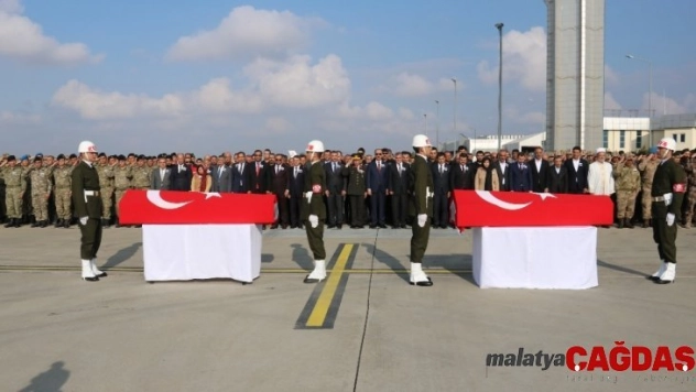 Şanlıurfa'da şehit olan 2 asker memleketlerine uğurlandı