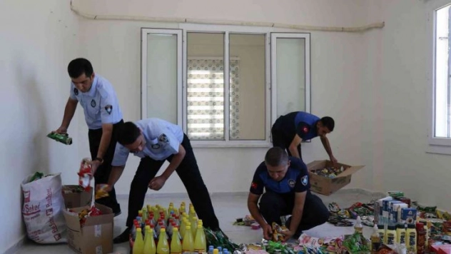 Şanlıurfa'da tarihi geçmiş gıda ürünleri imha edildi