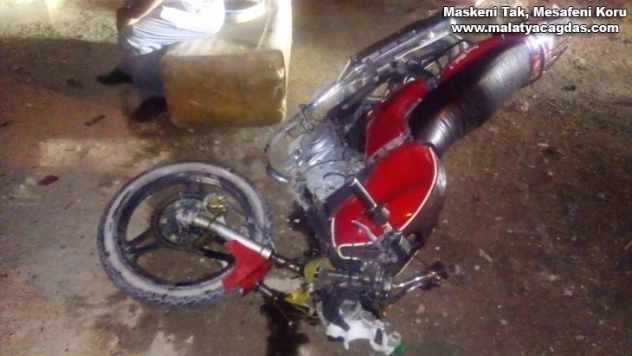 Şanlıurfa'da ticari araç ile motosiklet çarpıştı: 2 ölü