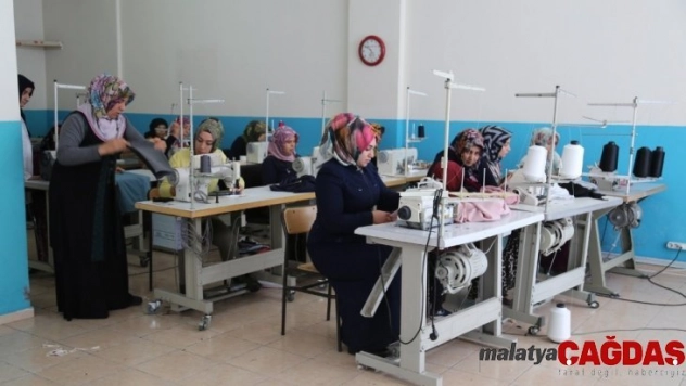 Şanlıurfa'lı kadınlar kurslarla meslek sahibi oluyorlar