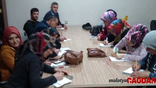 Şaphane'de ''Öz bakıma destek elemanı'' kursu