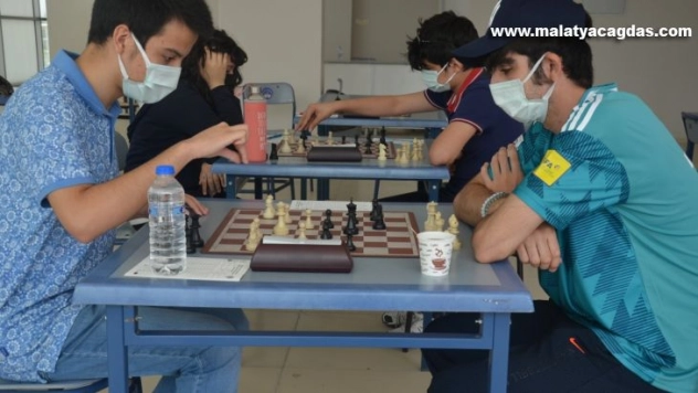 Satranç yıldızlar şampiyonası tamamlandı