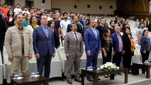 SCÜ' de 'Müzeler Haftasında Üniversitemiz Müzeleri' konulu konferans düzenlendi