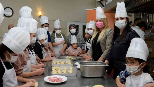 Şehit çocukları ünlü aşçılarla buluştu