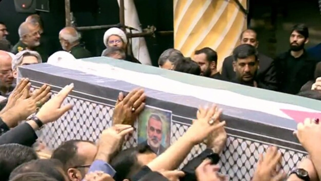 Şehit İsmail Heniyye için cenaze töreni yapılıyor