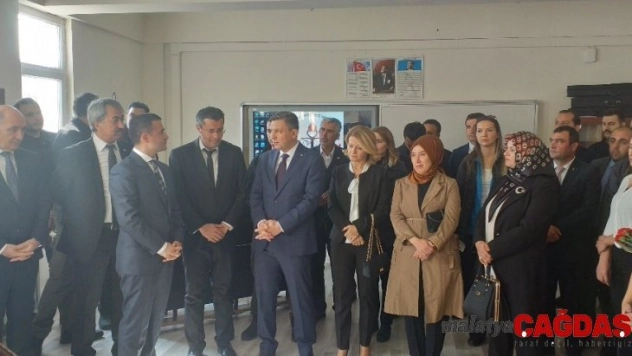 Şehit öğretmen Aybüke Yalçın Öğretmenler Günü'nde anıldı