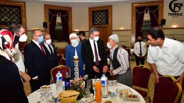 Şehit yakınları ve gaziler bir araya geldi