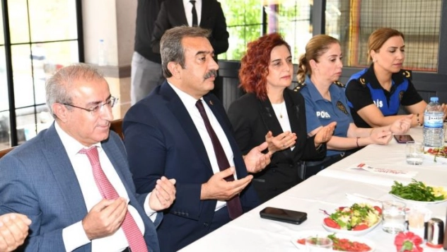 Şehitler dualarla anıldı